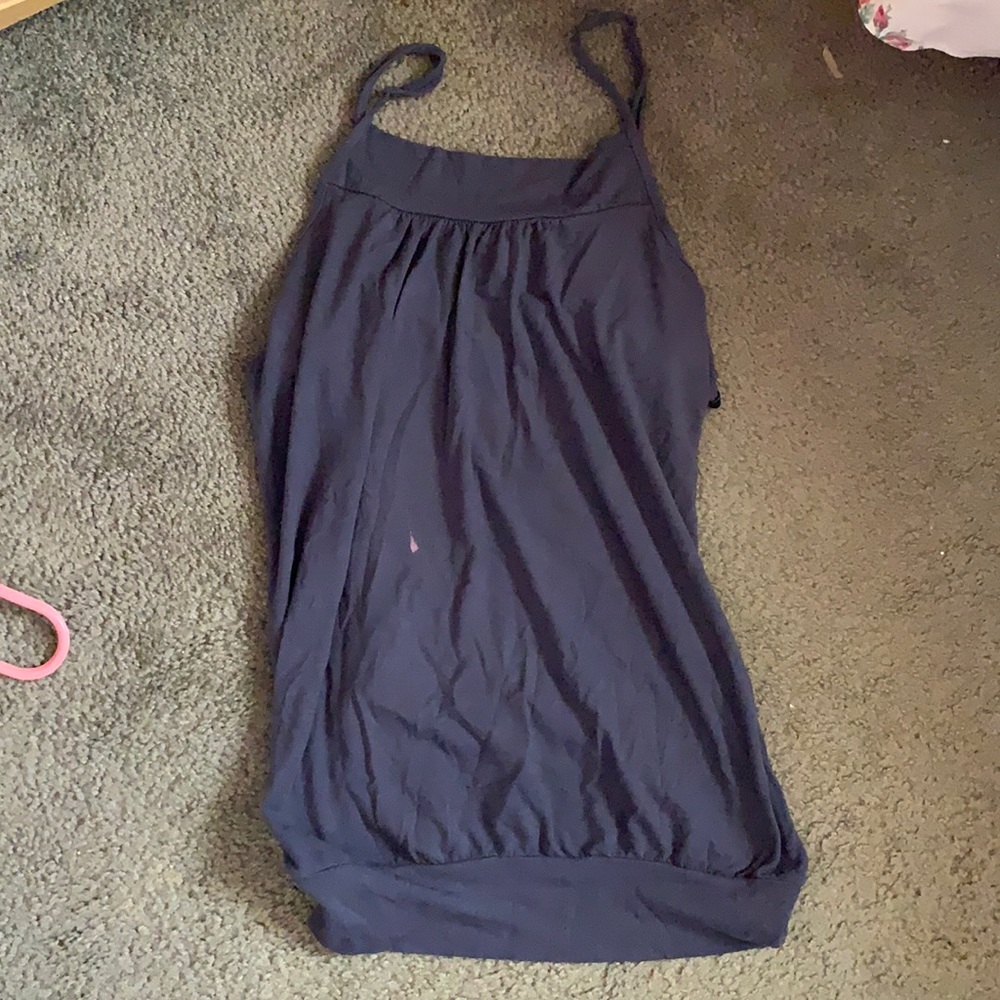 Xhilaration tank top with shelf bra